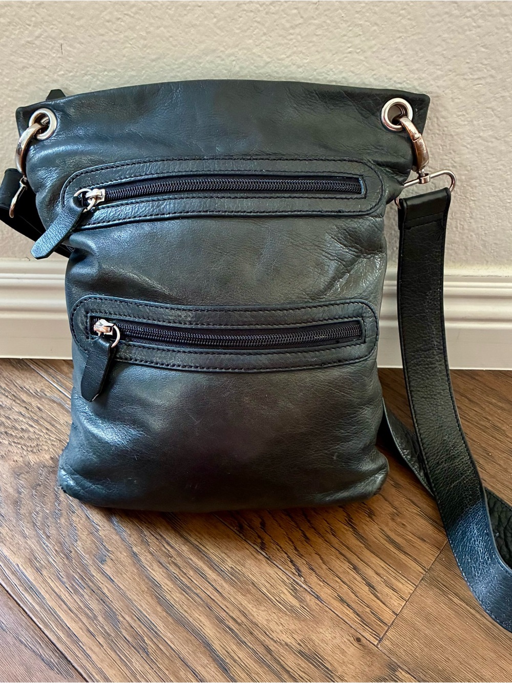 MARGOT Black Leather Mediu Crossbody Handbag Shoulderbag Boho Biker Hippie Purse